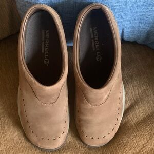 Merrell Women's Tan Nubuck Slip-On Loafers Size 7.5